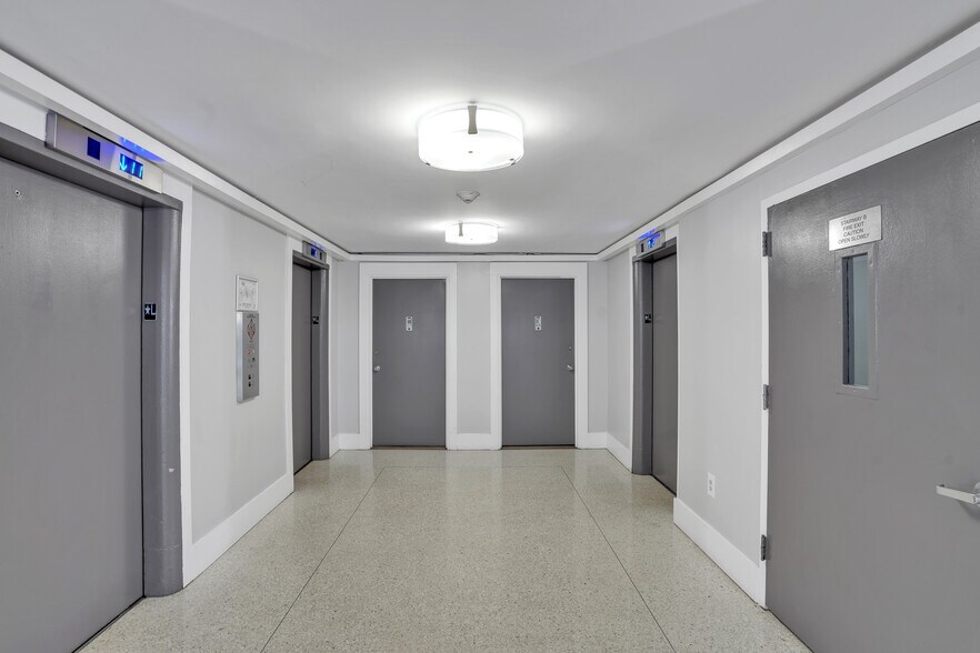 Building Photo - 4000 Tunlaw Rd NW