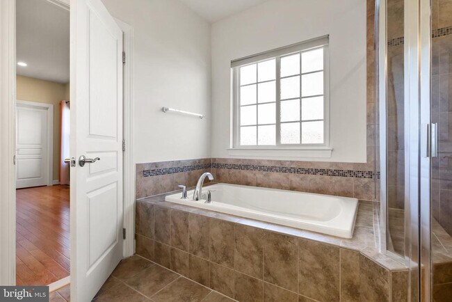 Building Photo - 5666 Spriggs Meadow Dr