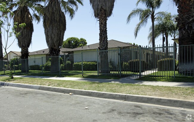 Primary Photo - El Dorado Ave Apartments