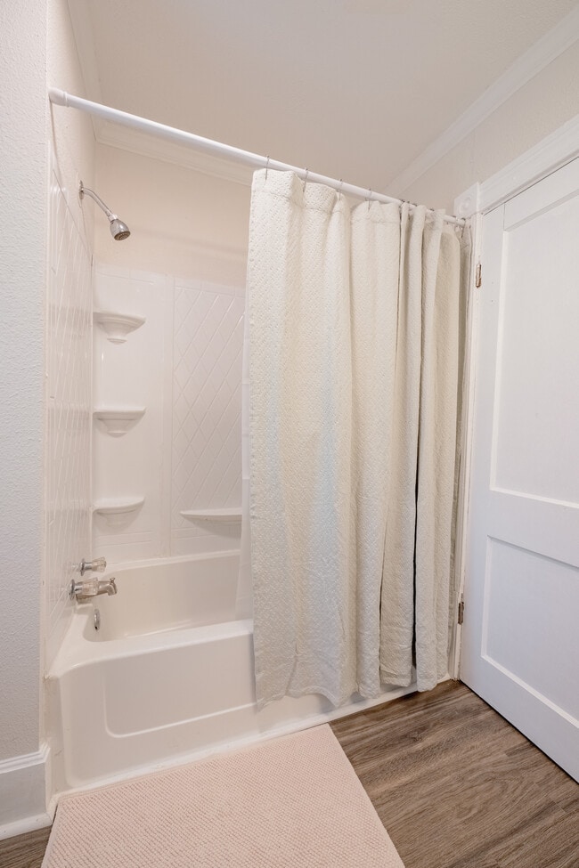 Building Photo - 4311 County St