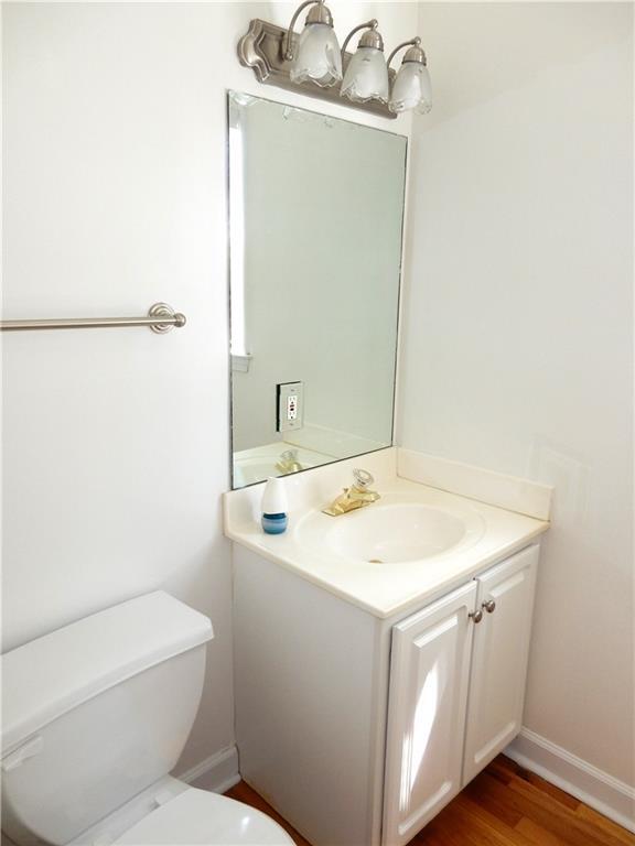 Building Photo - 1074 Pine Grove Ave NE