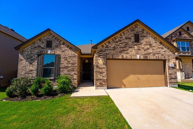 Building Photo - Elegantly Spacious 3-Bed, 2-Bath Home in Round Rock