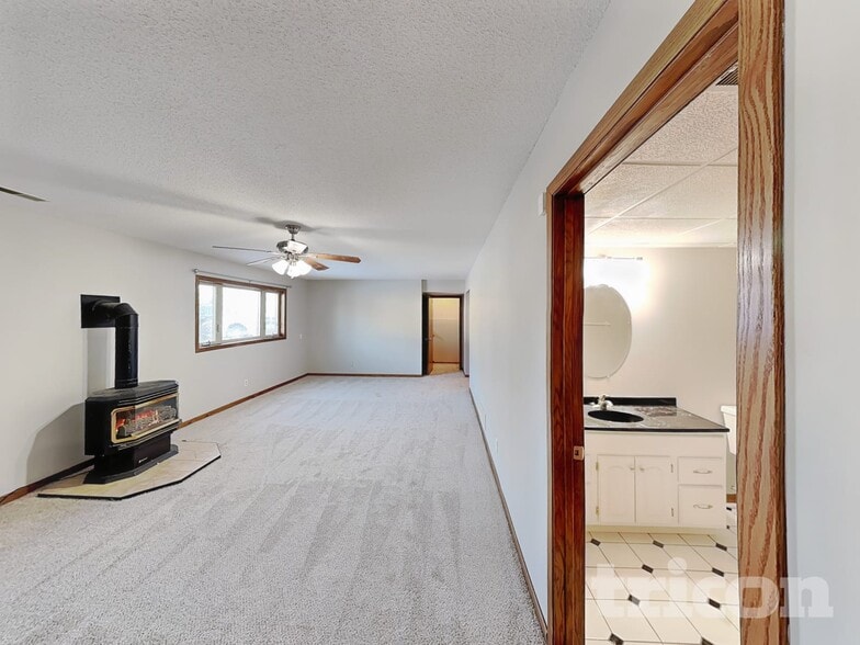 Building Photo - 8009 Delano Way