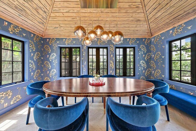 Building Photo - 3211 Washington Rd