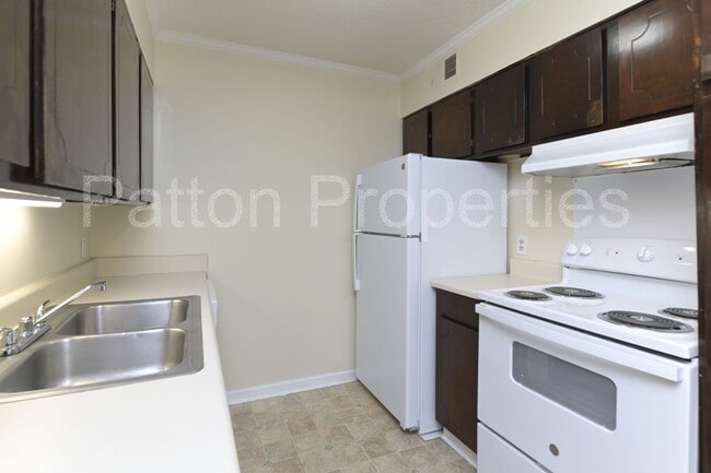 Building Photo - Briargate Condo