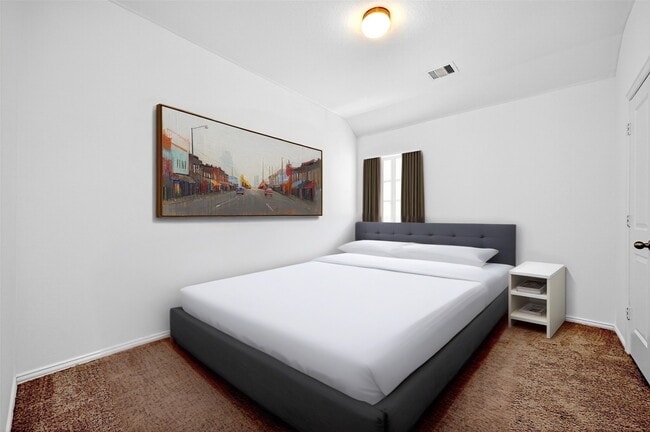 Building Photo - 29897 Dovetail Blf Ln