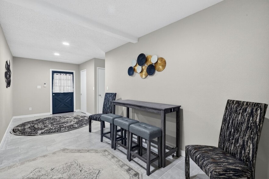 Building Photo - 1941 Brown Rd