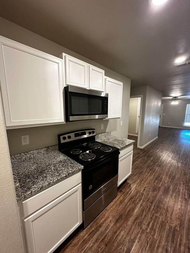 Building Photo - Available July 21st in Upland West: Awesom...