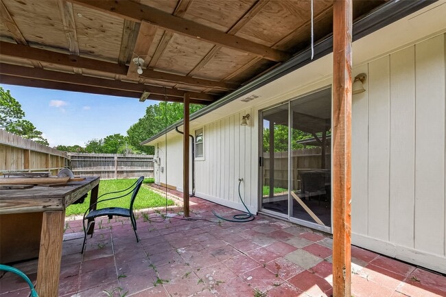 Building Photo - 10814 Parkland Woods Dr