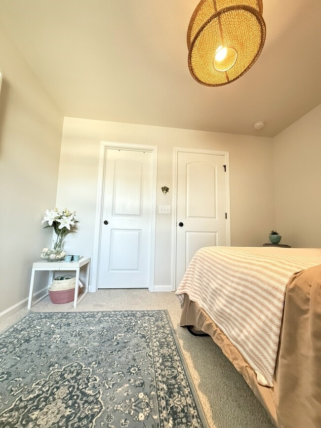 Building Photo - 7038 Levelcross Ln