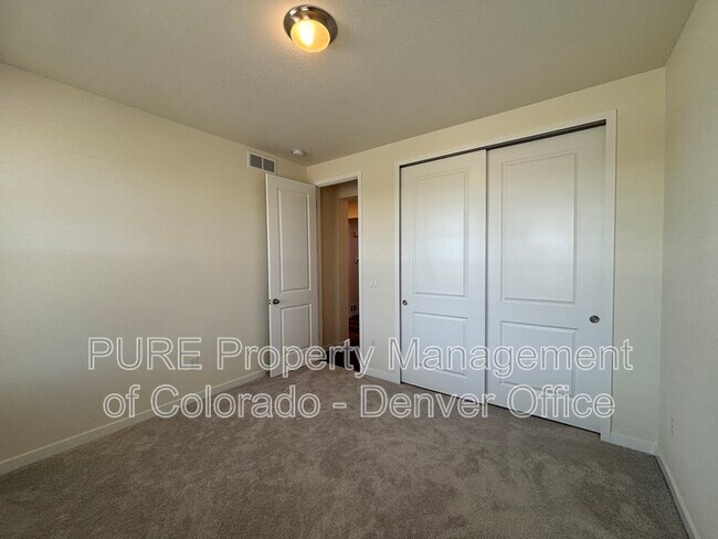Building Photo - 933 S Eaton Park Way