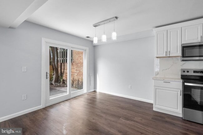Building Photo - 12603 Red Pepper Ct