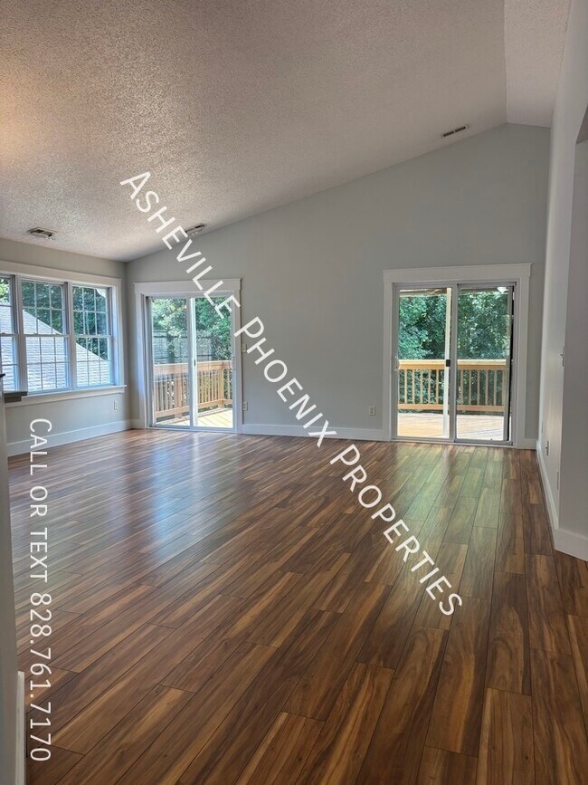 Building Photo - 73 Creeks End Cir