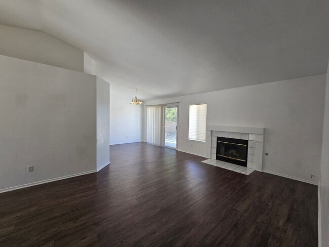 Building Photo - 4375 Portola Dr