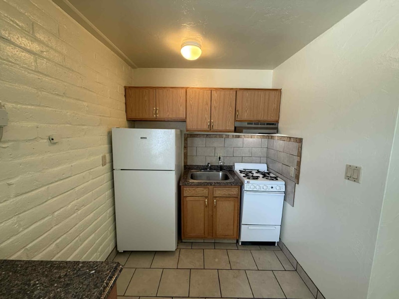 Building Photo - 5433 E 30th St