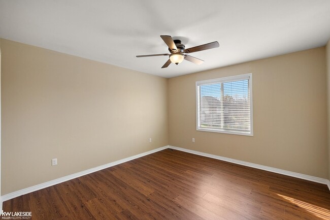 Building Photo - 46267 Terrace Dr