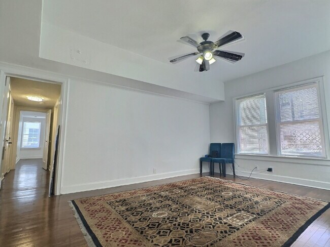 Building Photo - Spacious 3-Bedroom San Antonio Gem with Most Utilities Included & Partially Furnished – Your Perf...