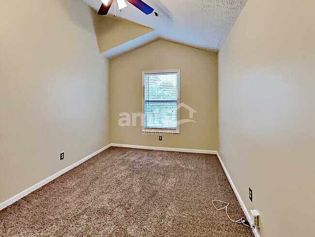 Building Photo - 3271 Avensong Village Cir