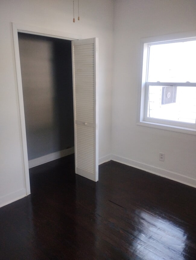 Building Photo - 1058 Cecil Ave