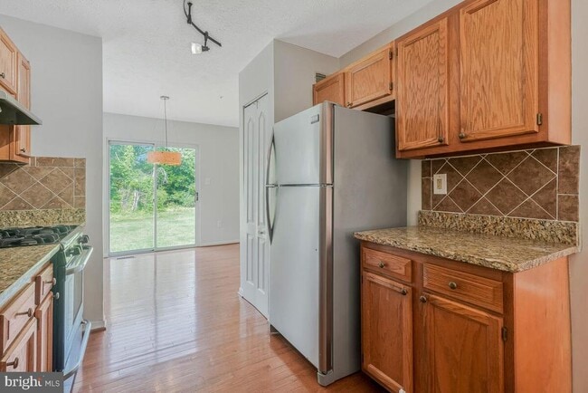 Building Photo - 2647 Longbow Ct