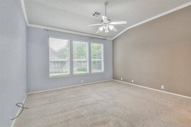 Building Photo - 2 Tidwillow Pl