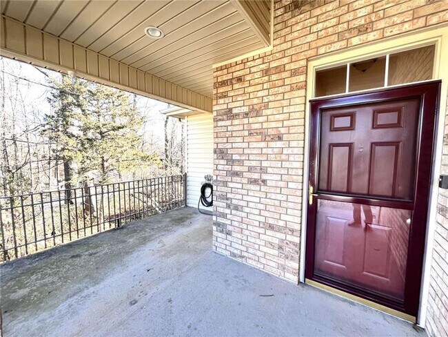 Building Photo - 28 Highland Pkwy