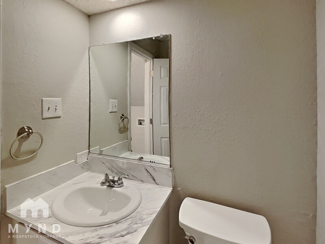 Building Photo - 3254 63rd St