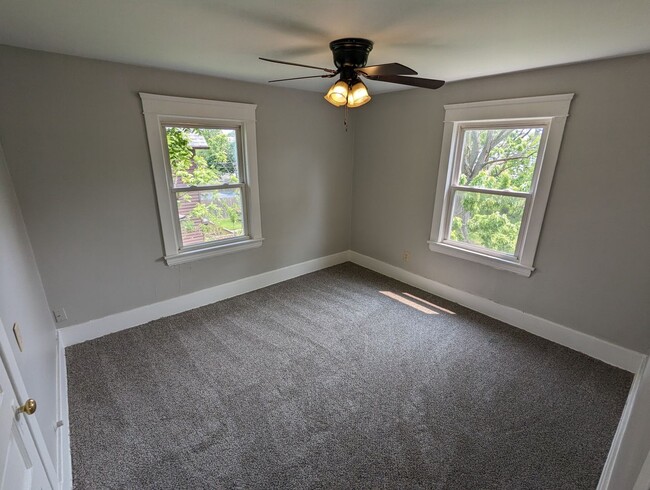 Building Photo - Spacious Colonial Home with Wood Columns a...