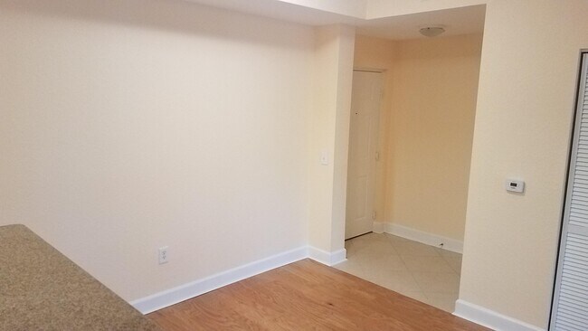 Building Photo - 2417 Renaissance Way