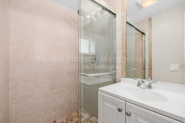 Building Photo - 3492 Garfield St