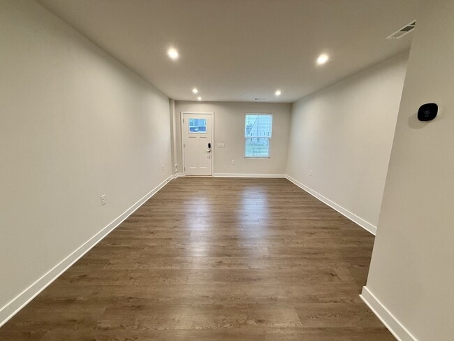 Building Photo - 1832 Goldsberry St