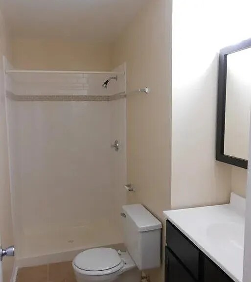 Building Photo - 2523 N Lincoln Ave