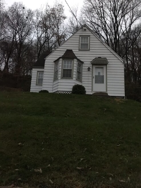 Building Photo - 226 Johnson St