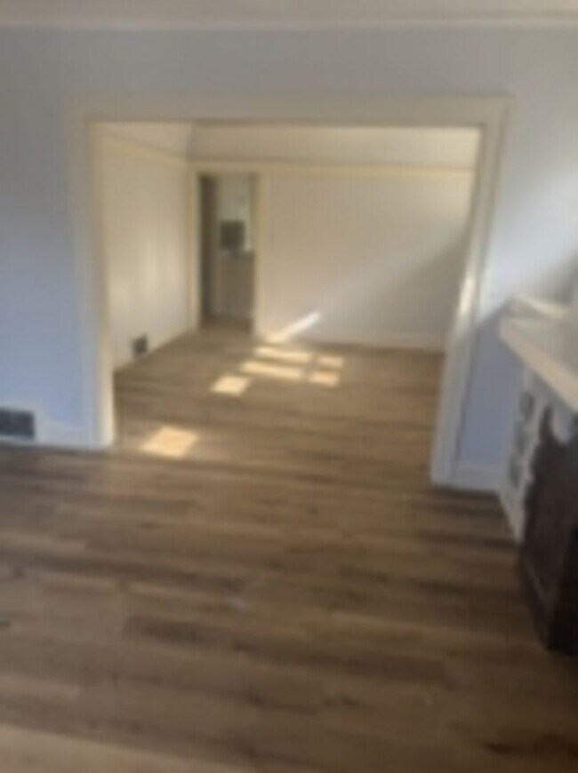 Building Photo - 2542 N 50th St