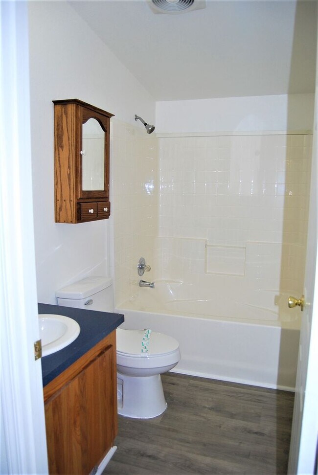 Building Photo - 3 Bedroom 2 Bath MF Home Carlton OR