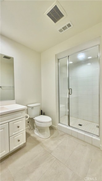 Building Photo - 130 Greenleaf Dr