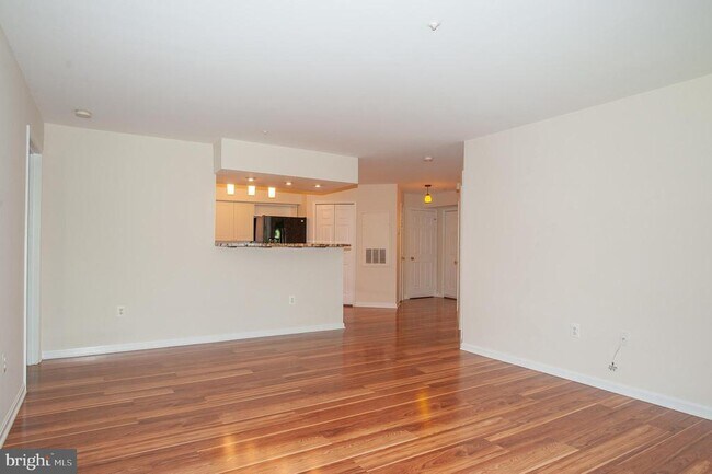 Building Photo - 5958 Founders Hill Dr