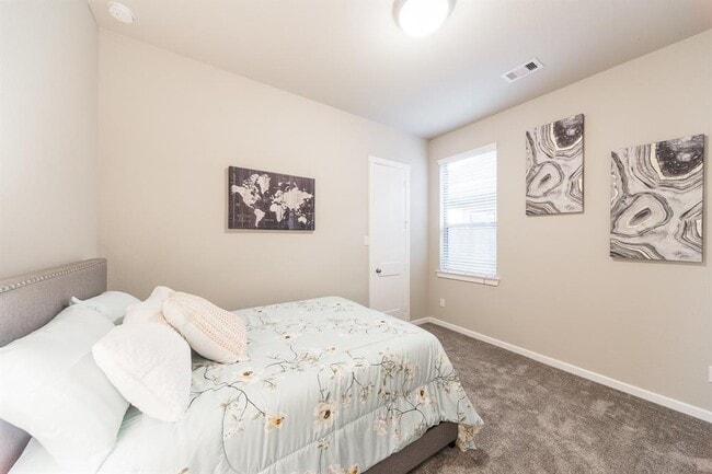 Building Photo - 2142 Ironwood Pass Dr