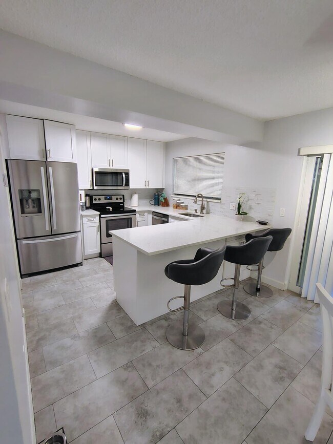 Building Photo - 5336 Bosque Ln