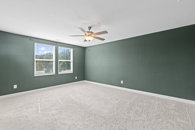 Building Photo - 35 Village Edge Dr