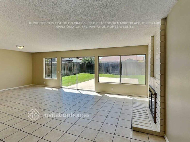 Building Photo - 11951 Sugar Creek Ct