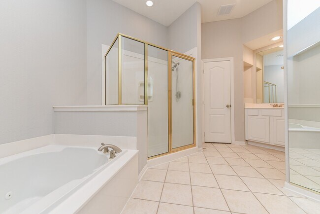 Building Photo - 21822 Mystic Point Ct
