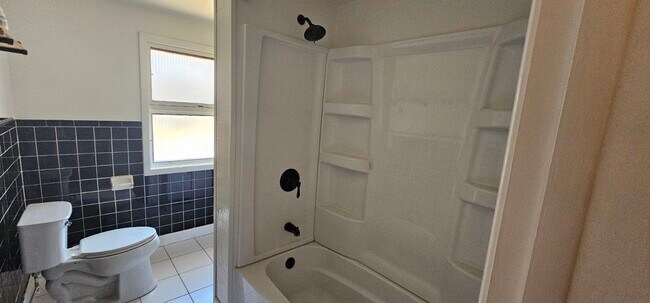 Building Photo - 227 Timber Ln