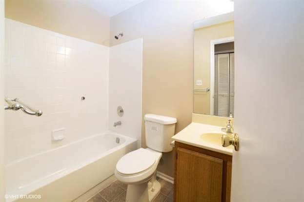 Building Photo - 809 Lindsley Ct