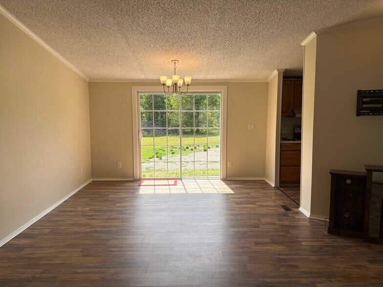 Building Photo - 4373 Laney Rd