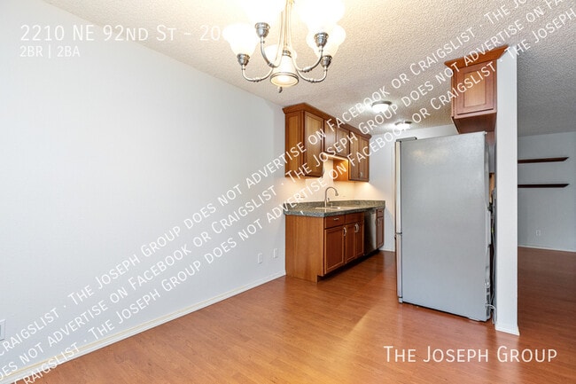 Building Photo - 2210 NE 92nd St