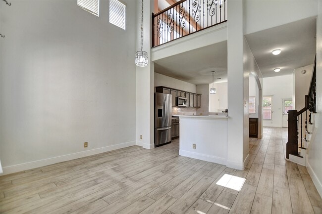 Building Photo - 20831 Brodie Ln