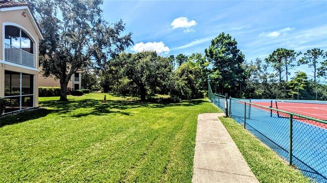Building Photo - 4126 Central Sarasota Pkwy