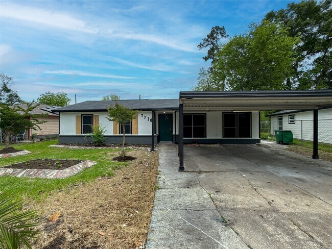 Building Photo - 7710 Claiborne St