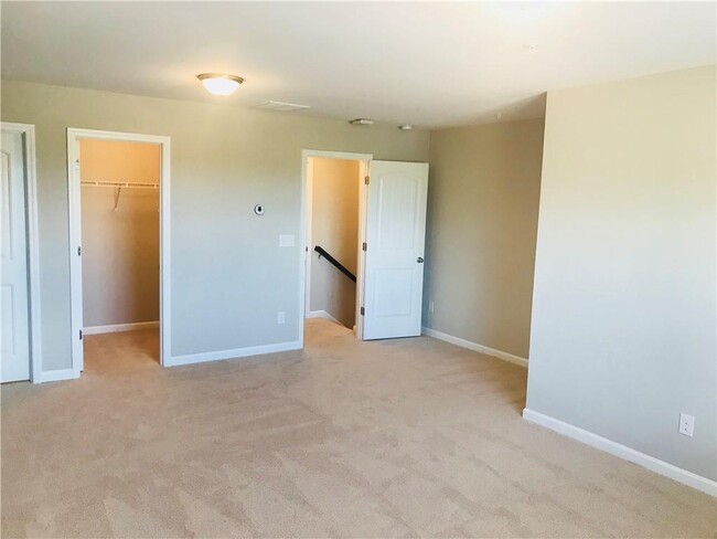 Building Photo - 1240 Fischer Trace